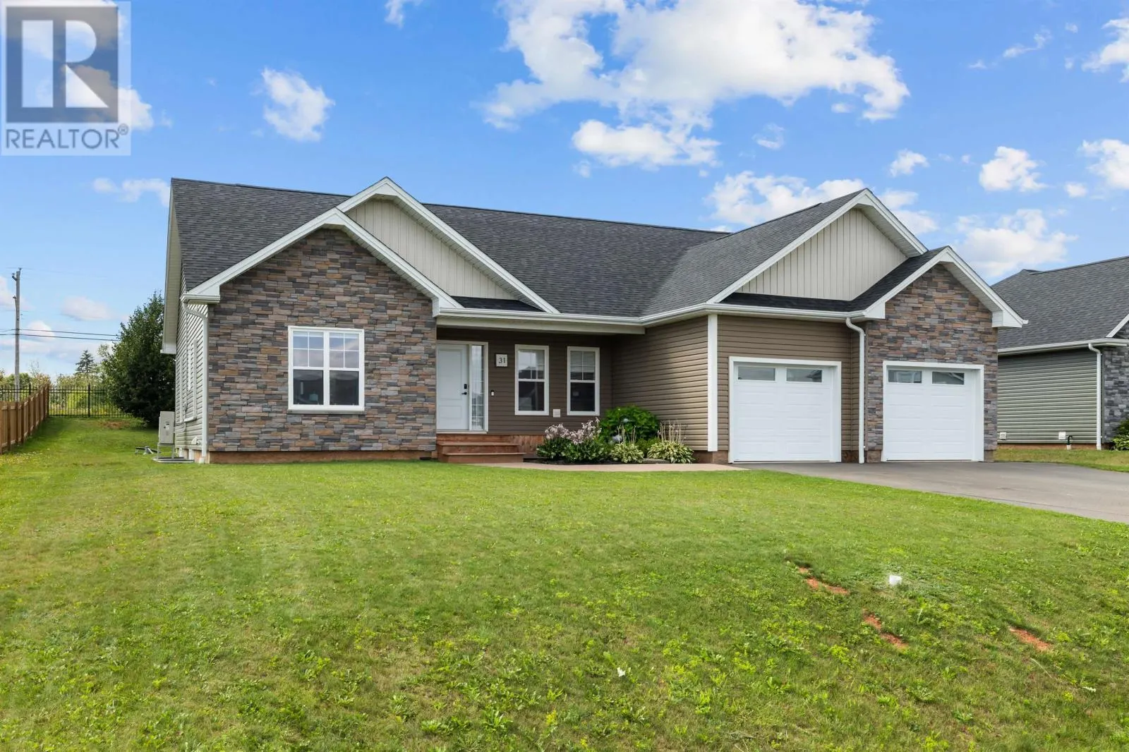 31 Lantern Crescent