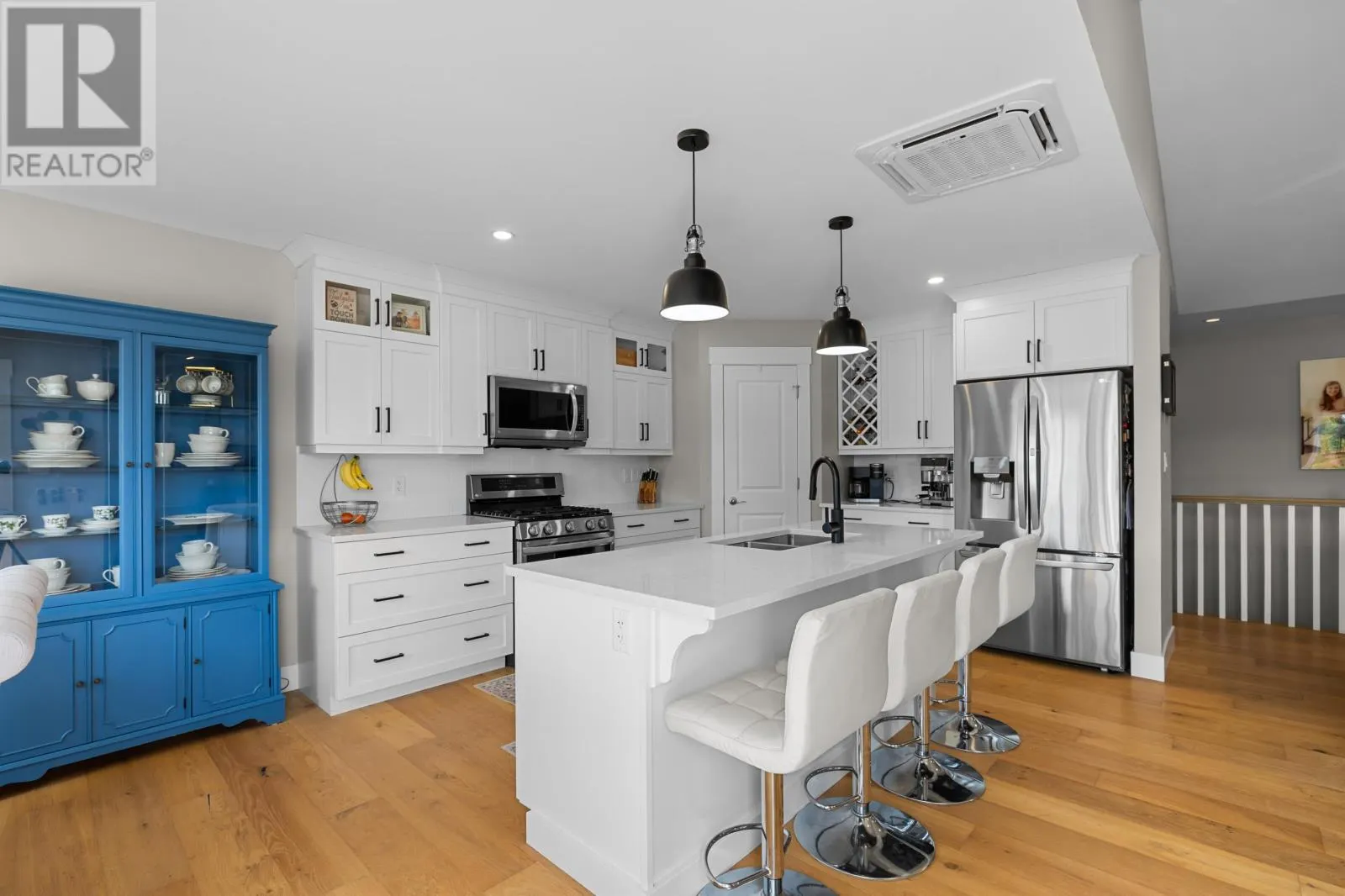 31 Lantern Crescent