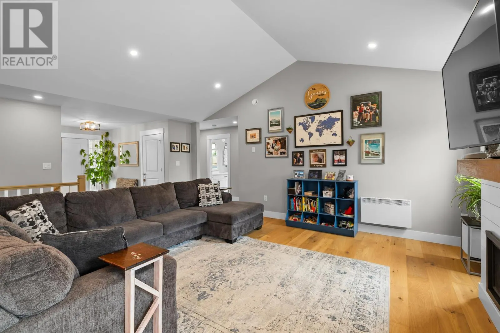 31 Lantern Crescent