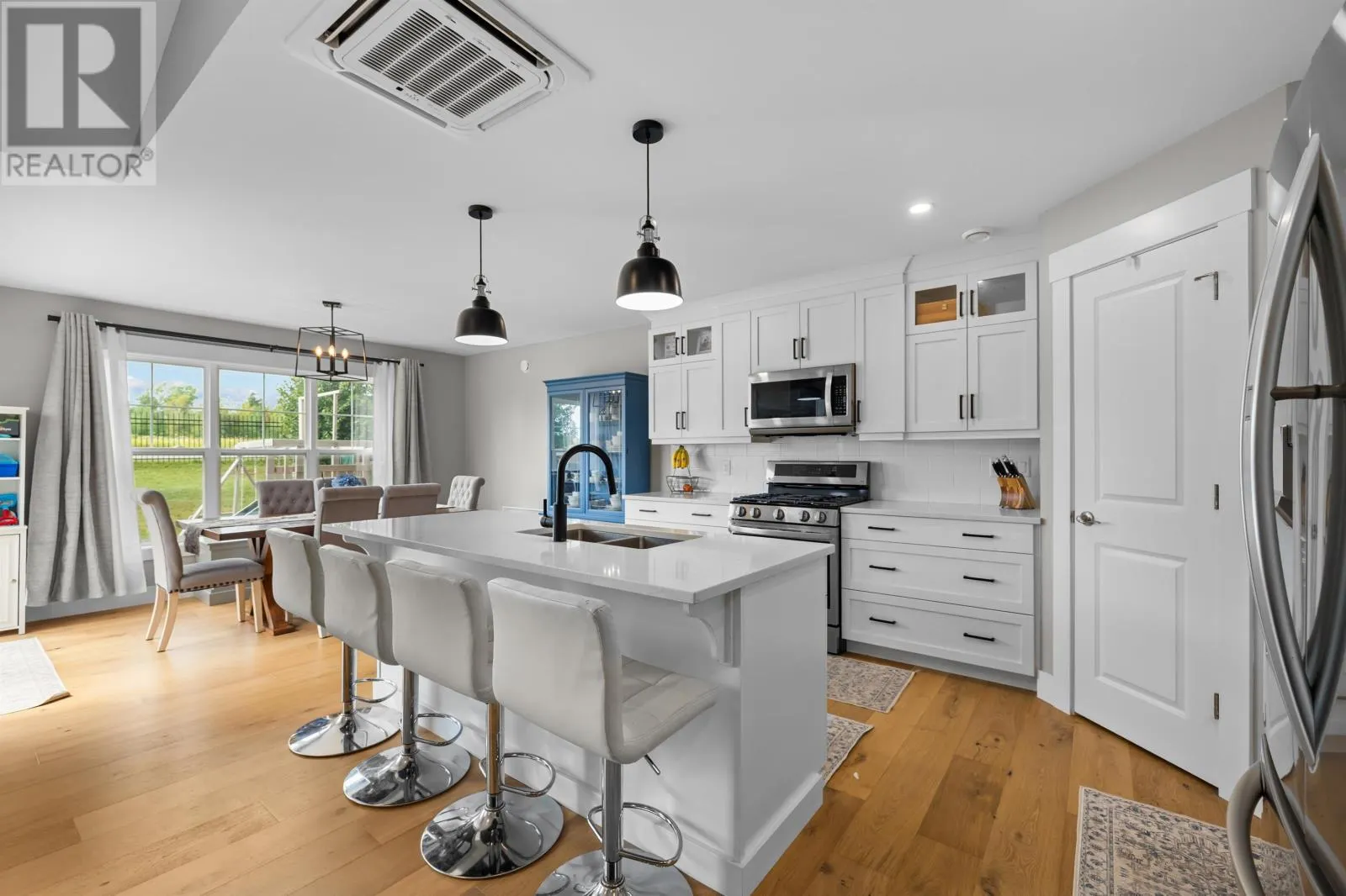 31 Lantern Crescent