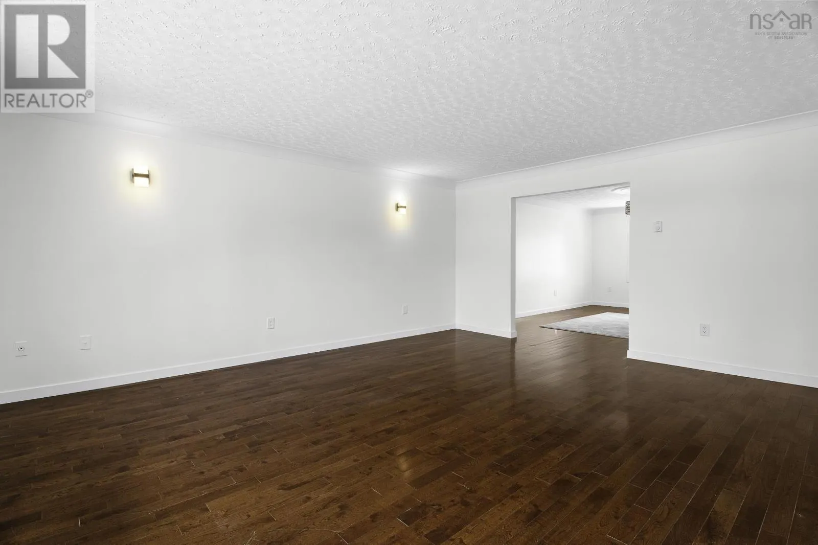 24 Parmbelle Lane
