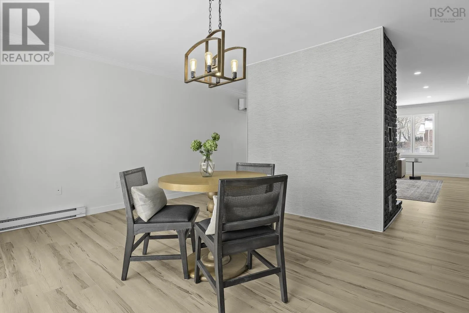 24 Parmbelle Lane