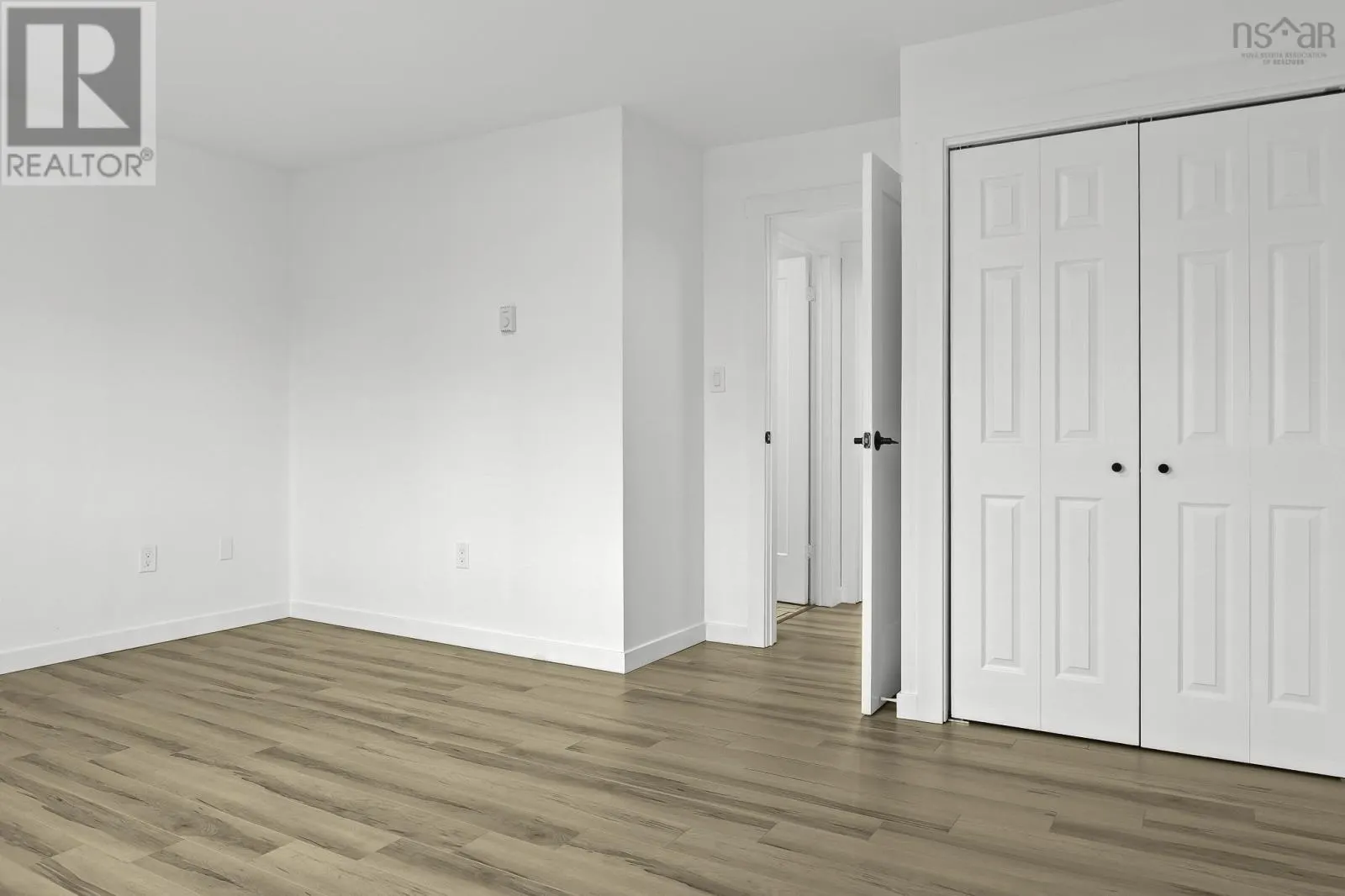 24 Parmbelle Lane
