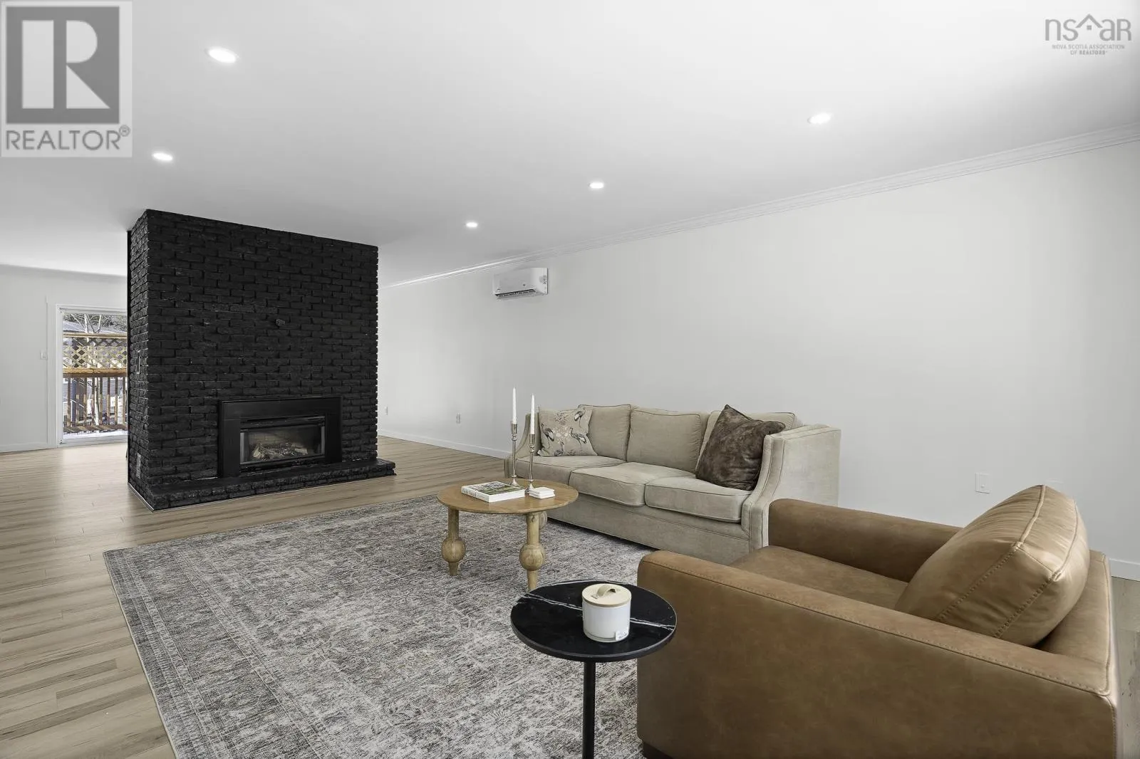 24 Parmbelle Lane