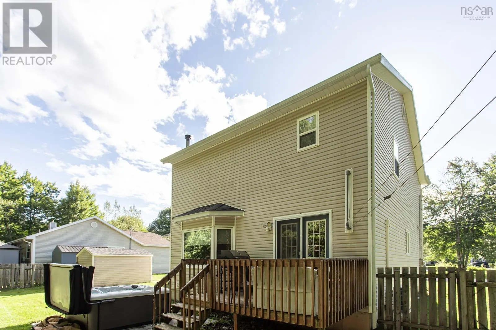27 Pinecrest Drive