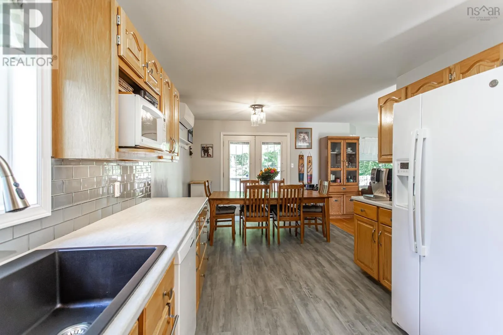 27 Pinecrest Drive