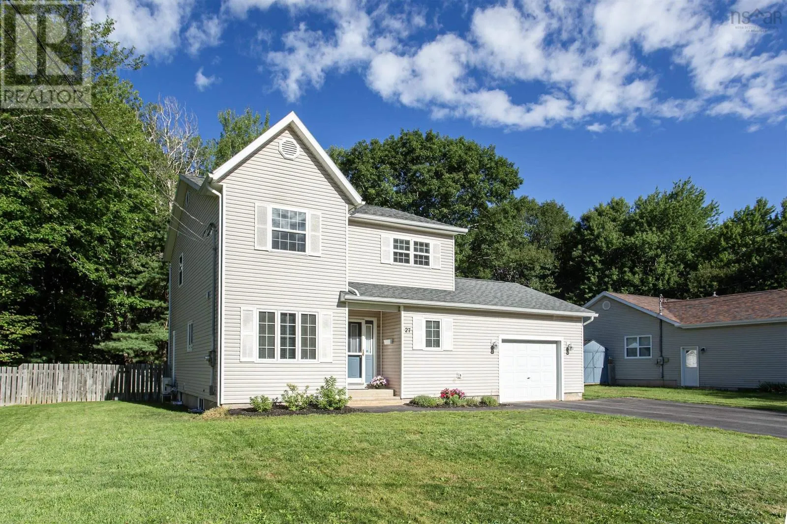 27 Pinecrest Drive