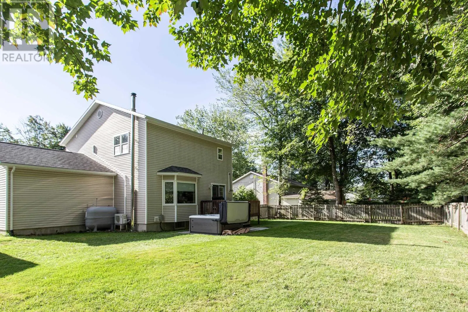 27 Pinecrest Drive