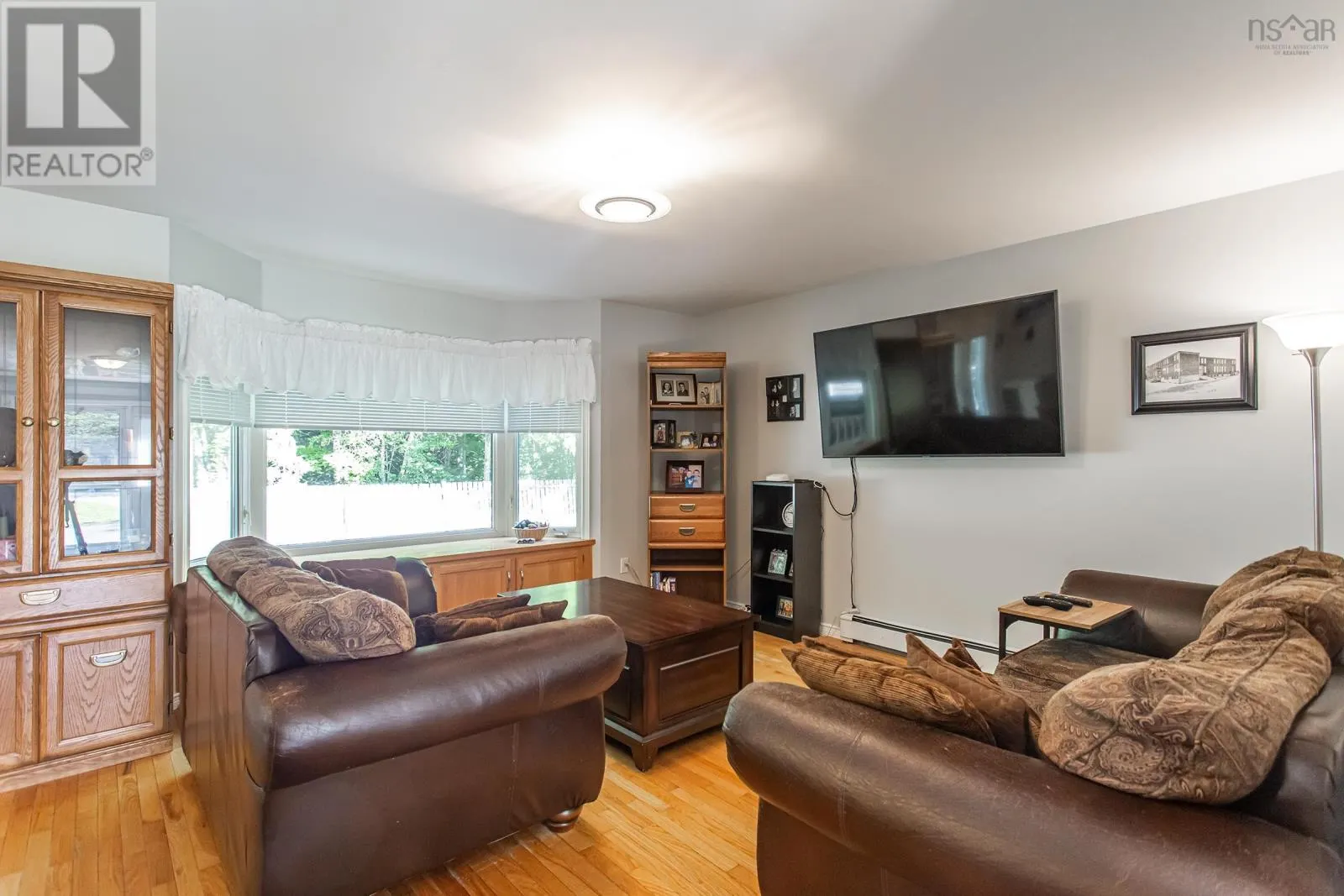 27 Pinecrest Drive