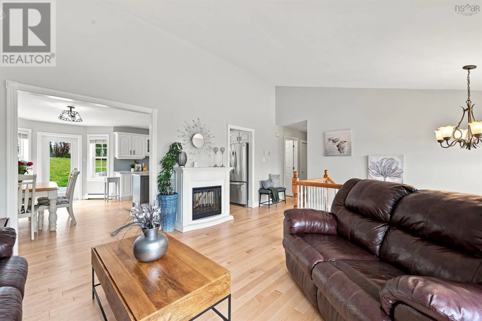 50 Falcon Crest Court