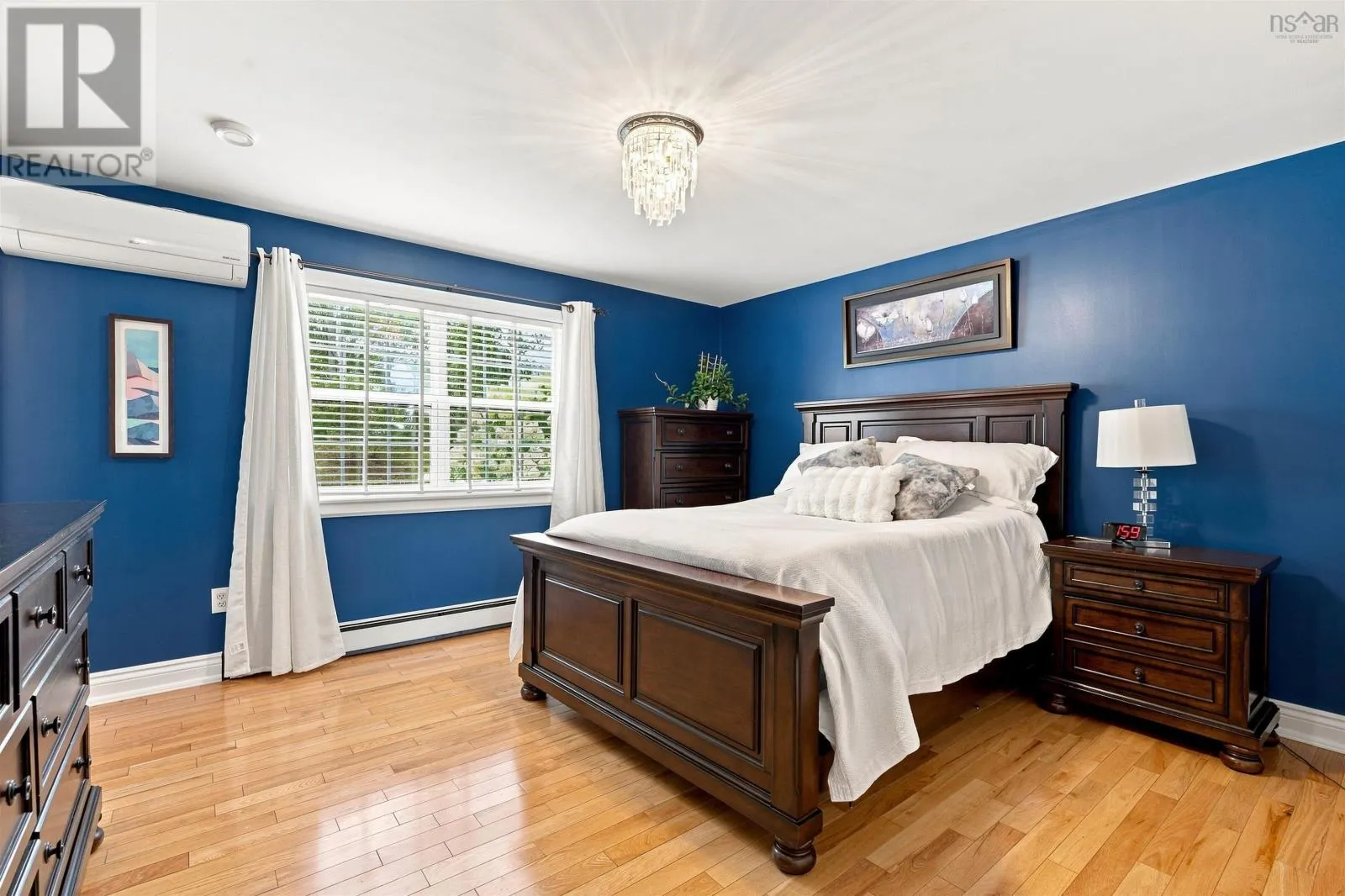 50 Falcon Crest Court