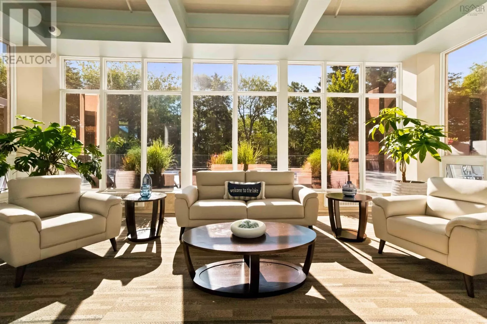 810 30 Brookdale Crescent