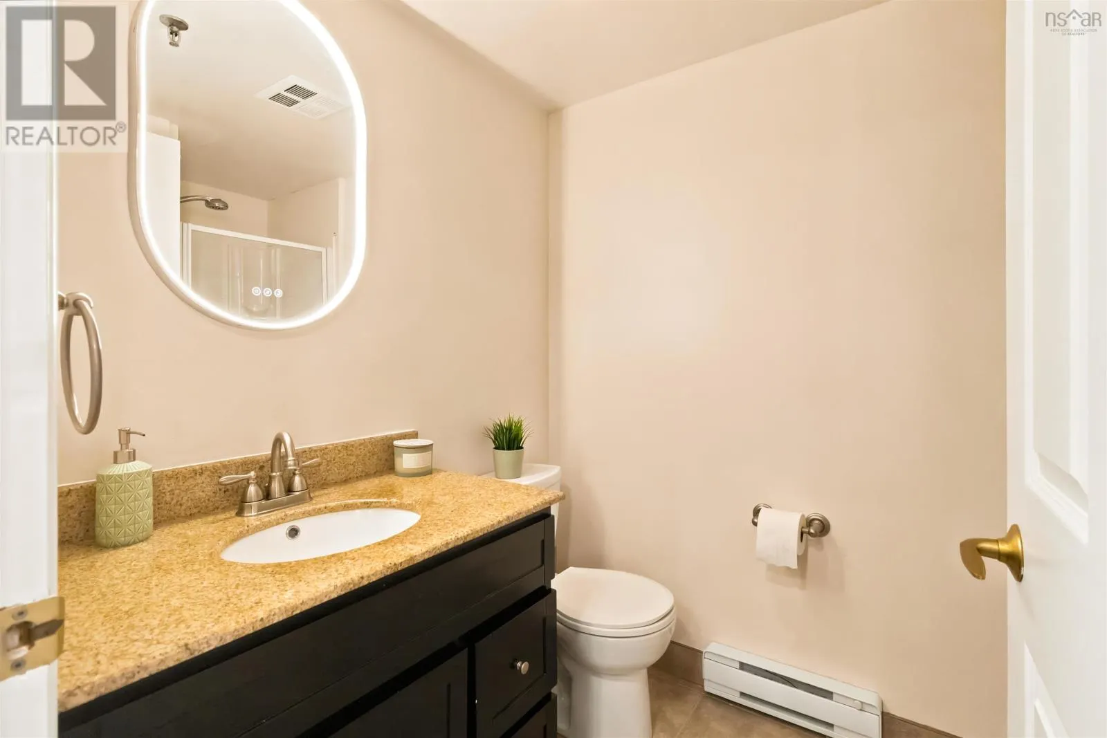 810 30 Brookdale Crescent