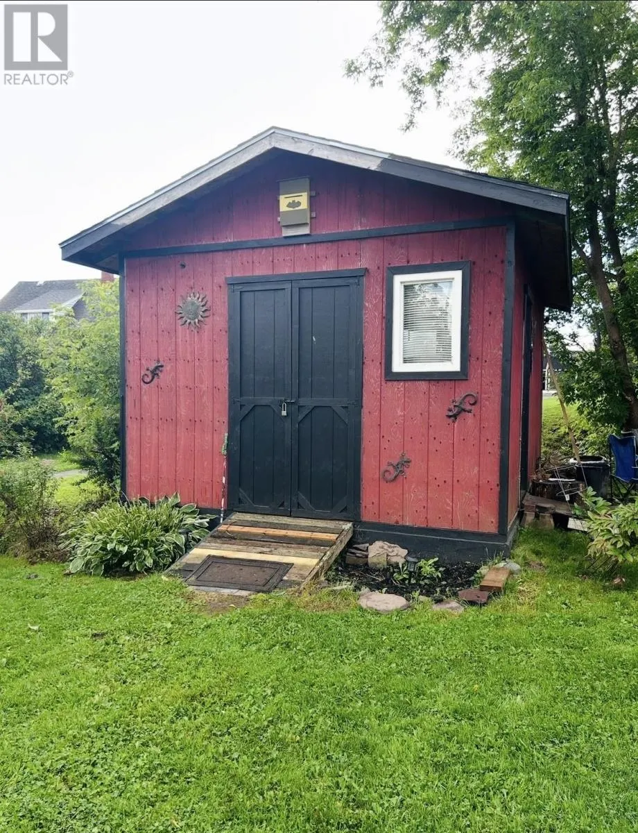 41 Claremont Avenue