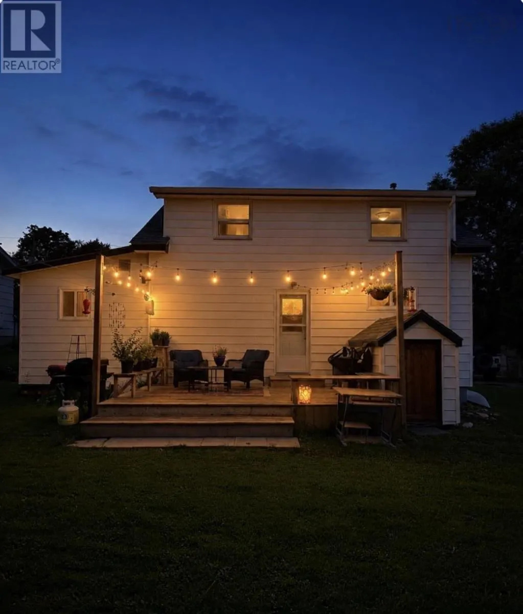 41 Claremont Avenue