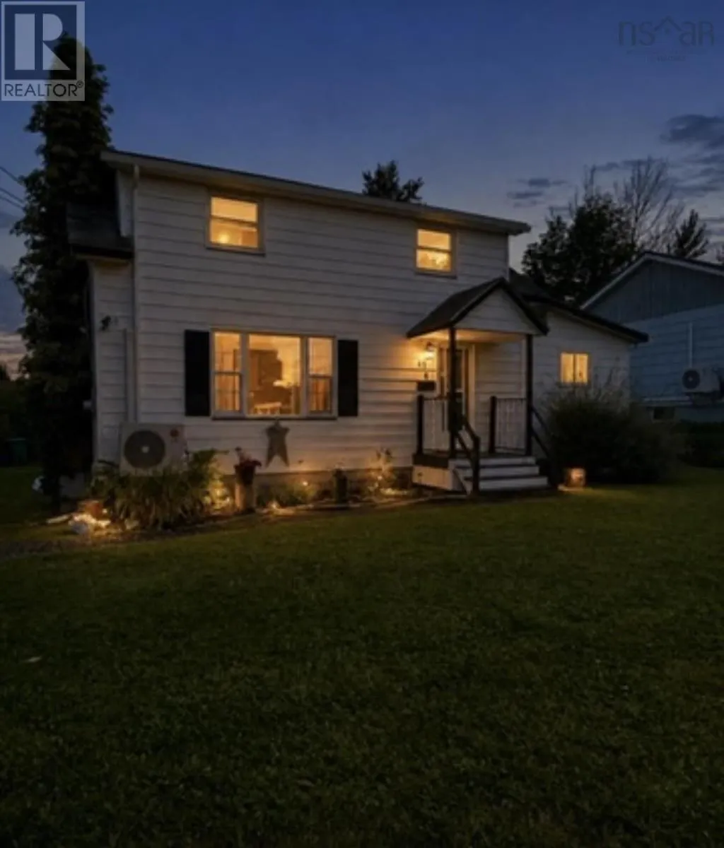 41 Claremont Avenue