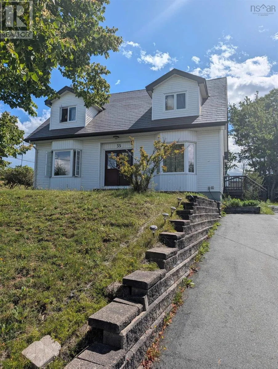 35 Gourok Avenue