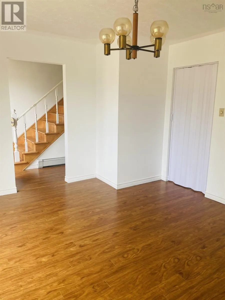 35 Gourok Avenue