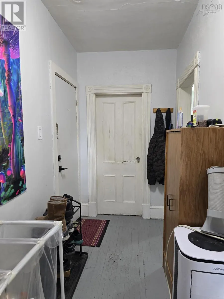 457 Robie Street