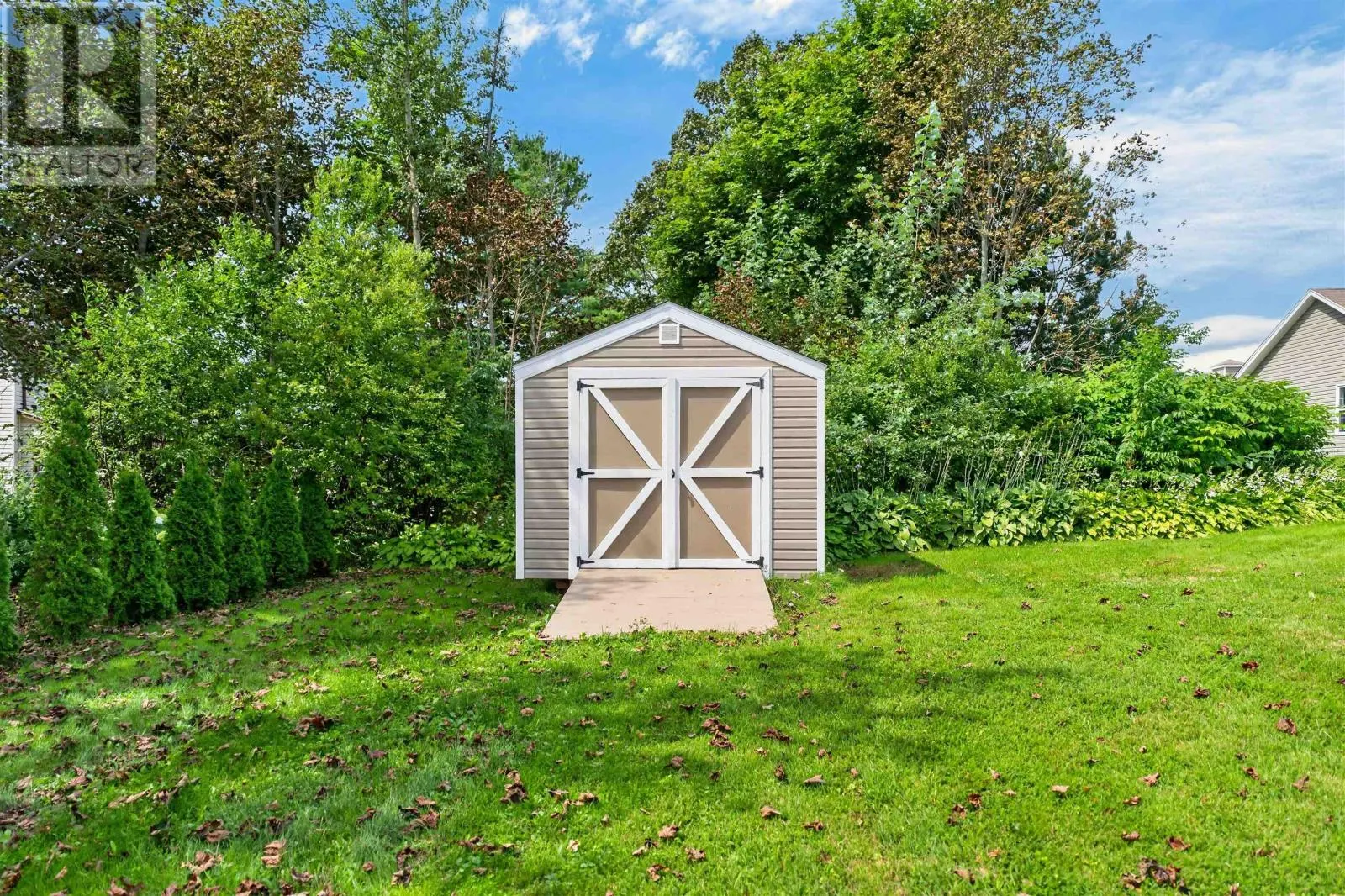 7 MacArthur Drive
