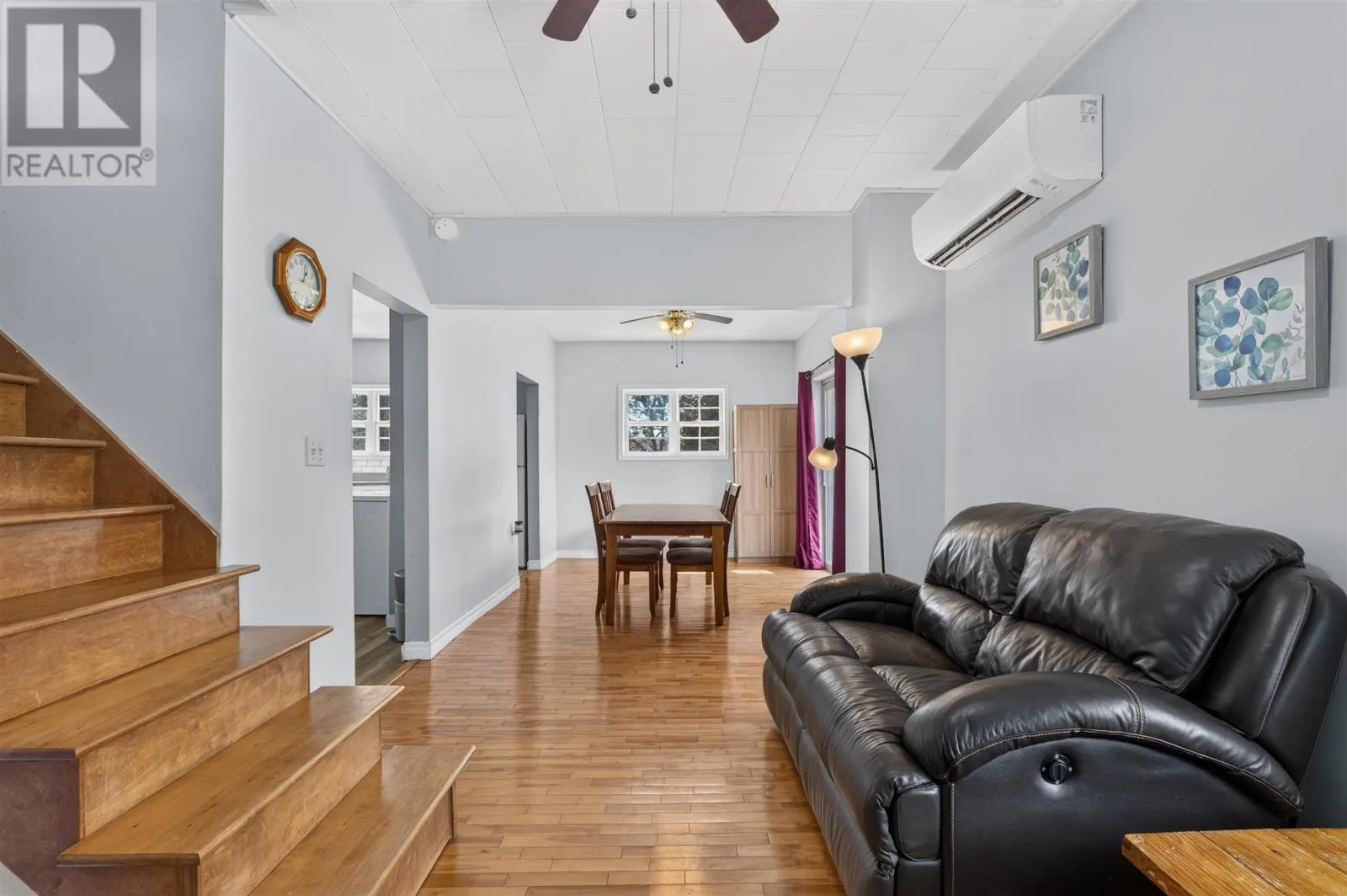 7 MacArthur Drive