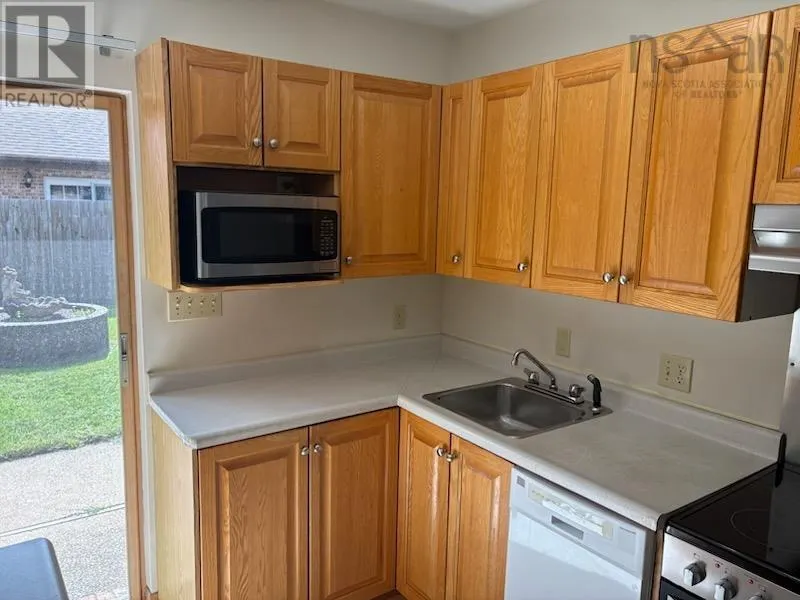 Unit 5 19 Hirtle Drive