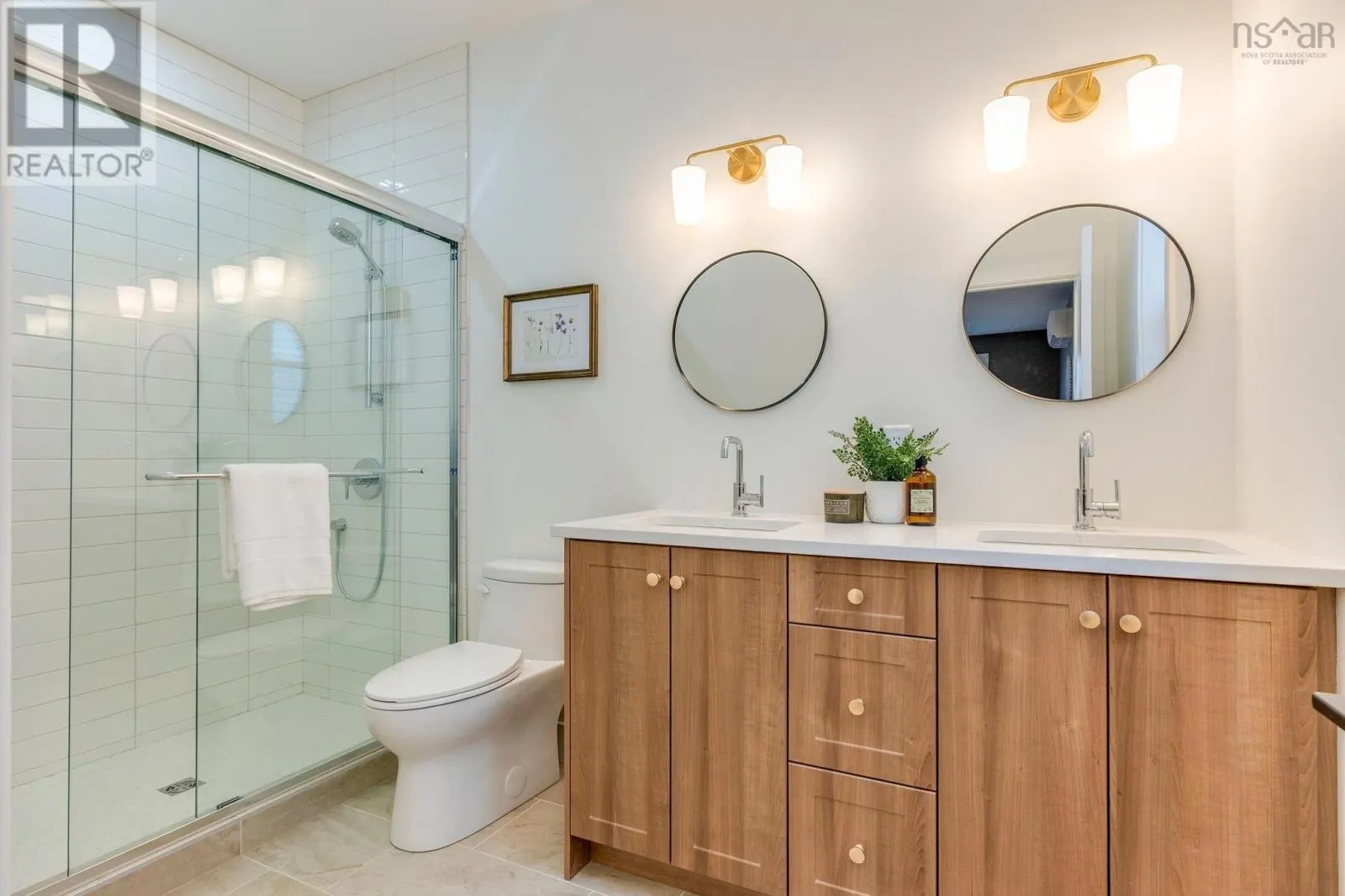 GW-38 73 Gardenia Way
