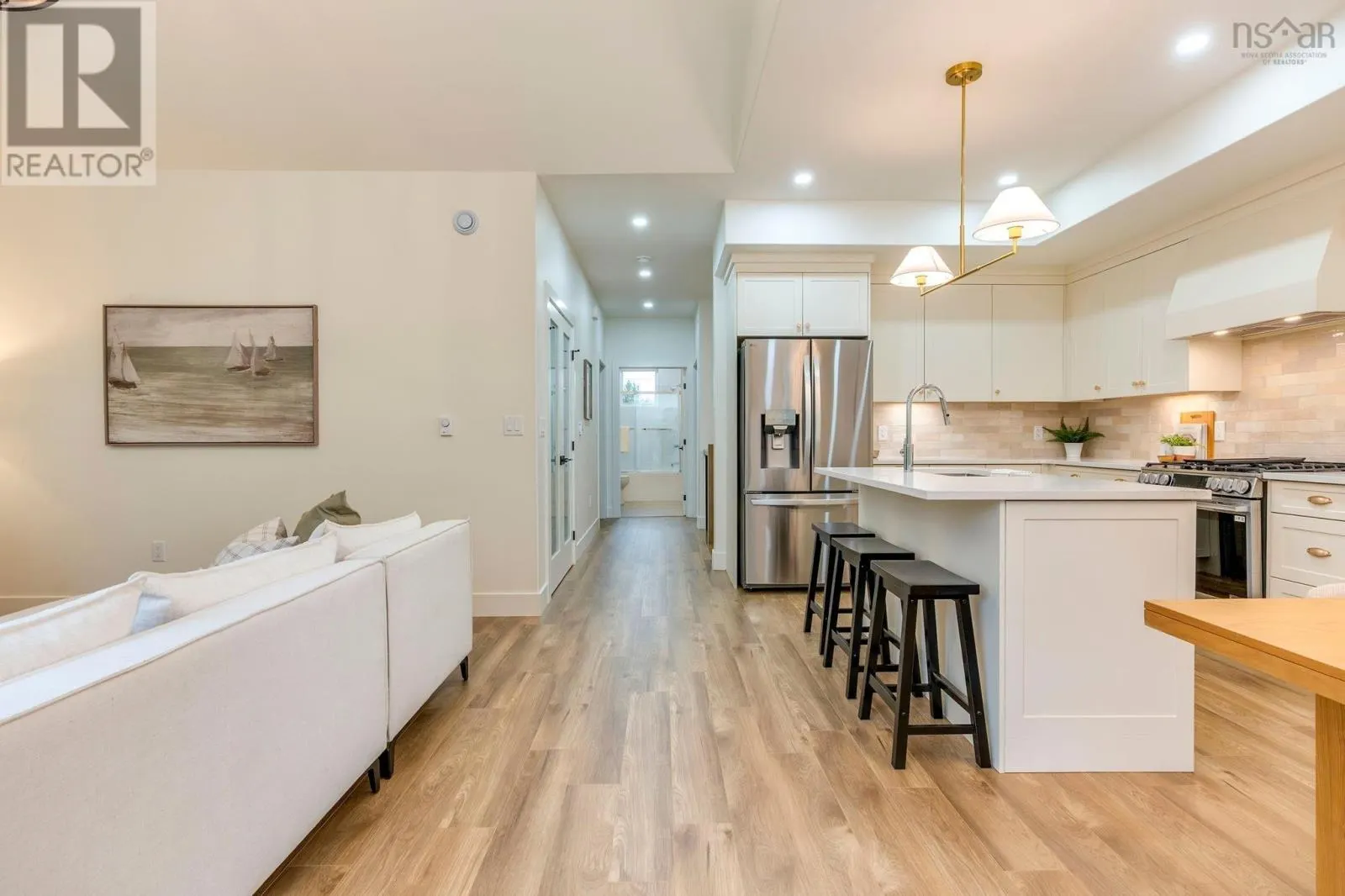 GW-38 73 Gardenia Way