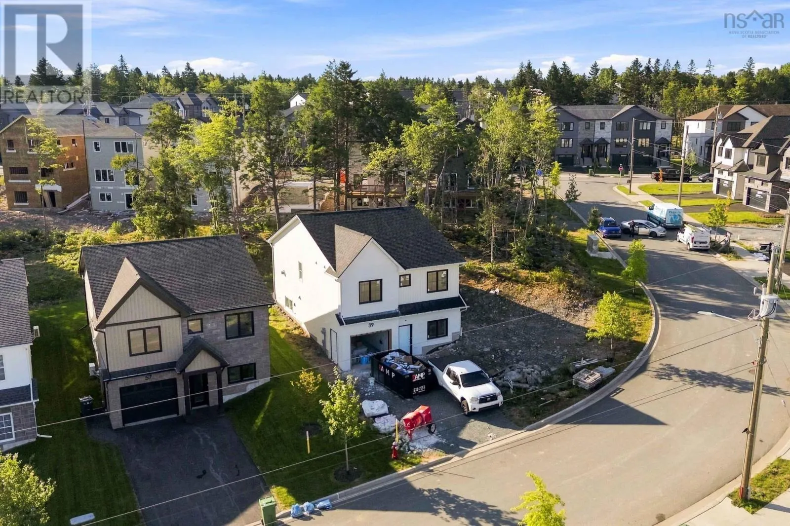 GW-41 39 Gardenia Way