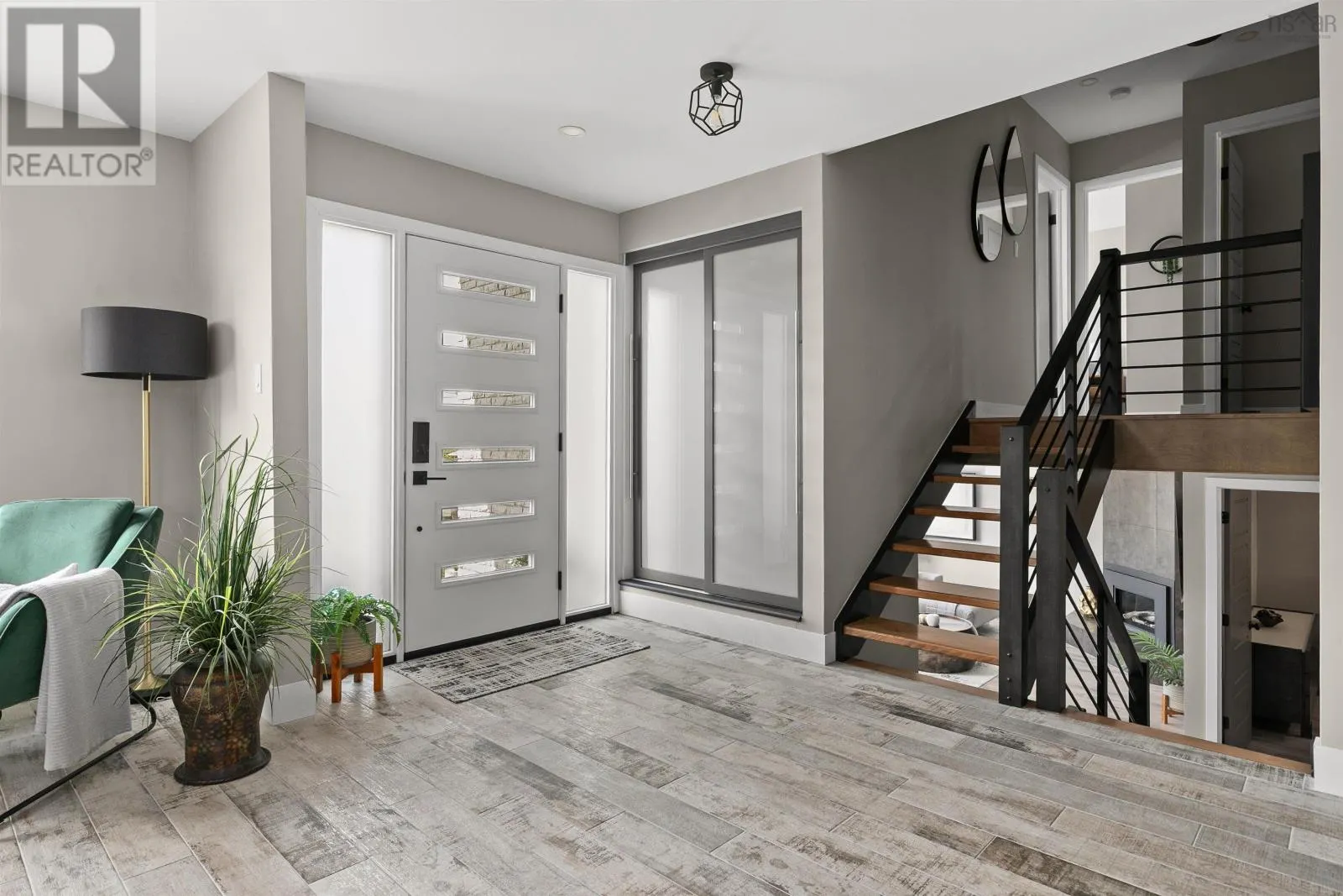 122 Regal Road