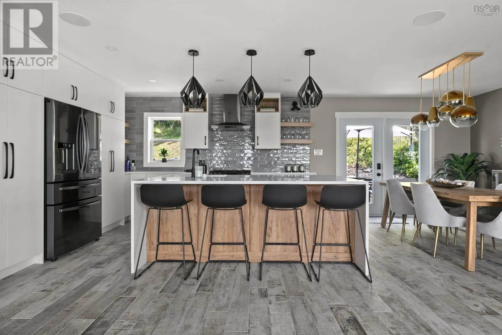 122 Regal Road