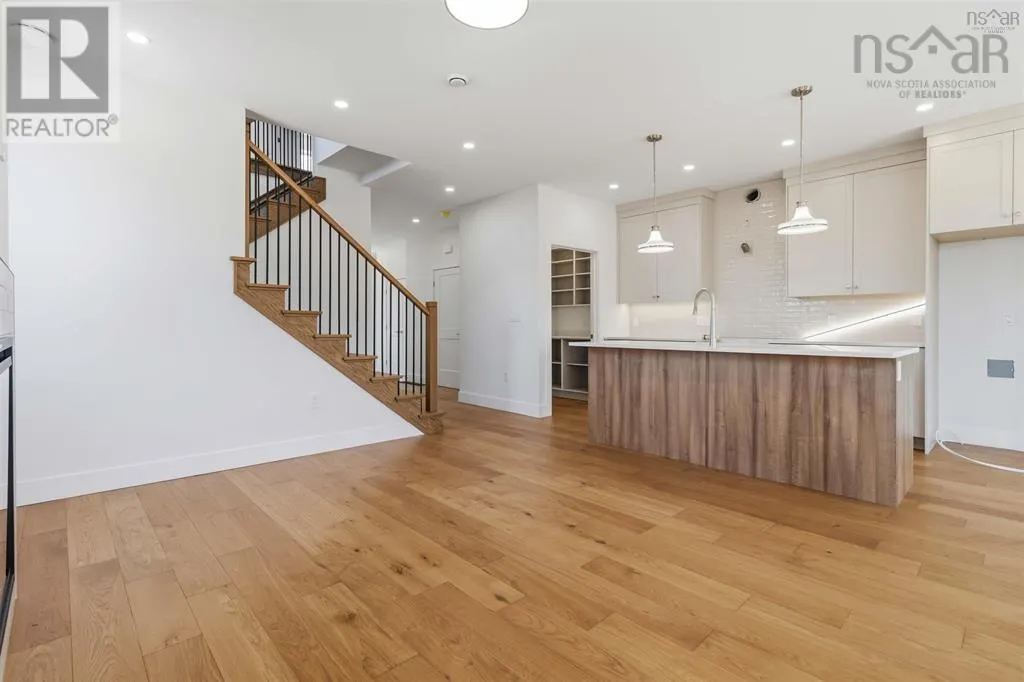 LW14 209 Lewis Drive