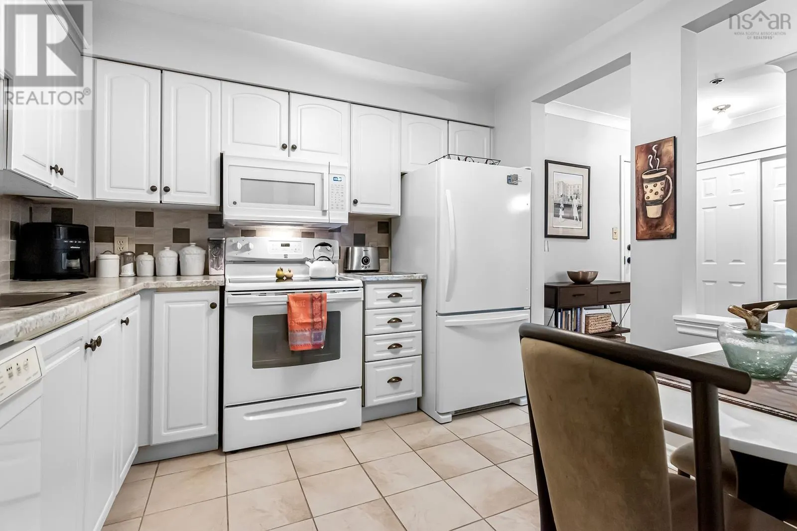 308 93 Kearney Lake Road