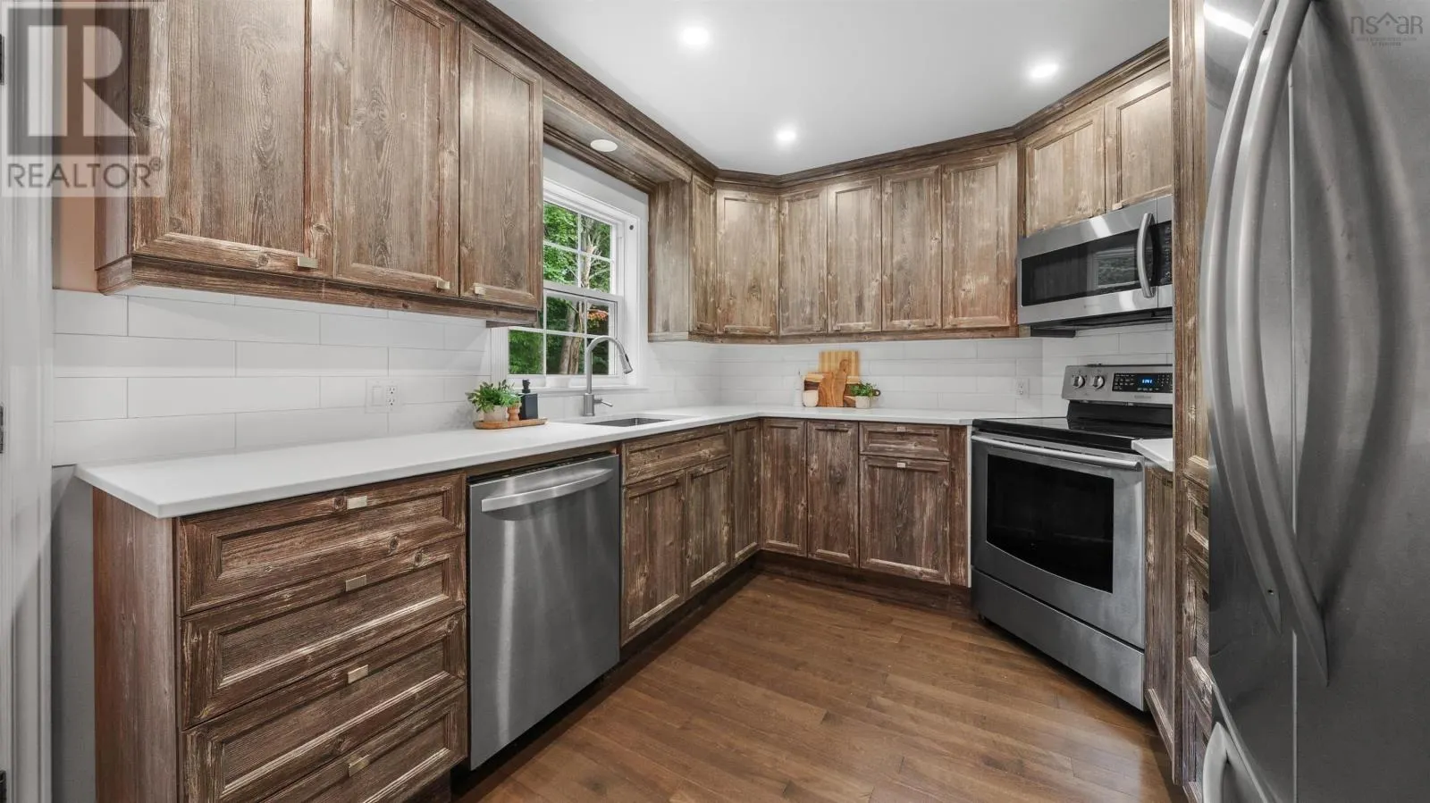 12 Maplewood Drive