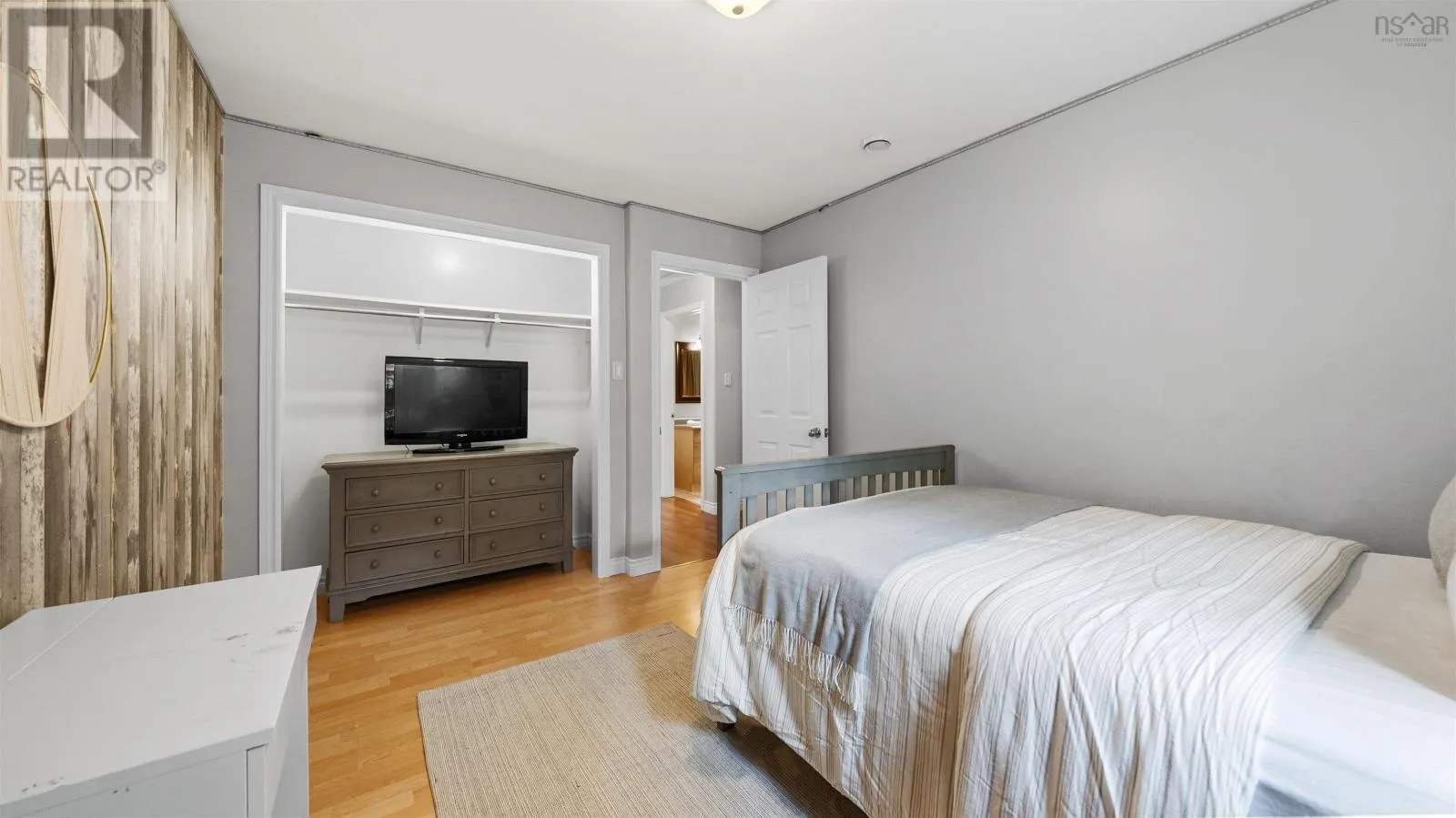 12 Maplewood Drive