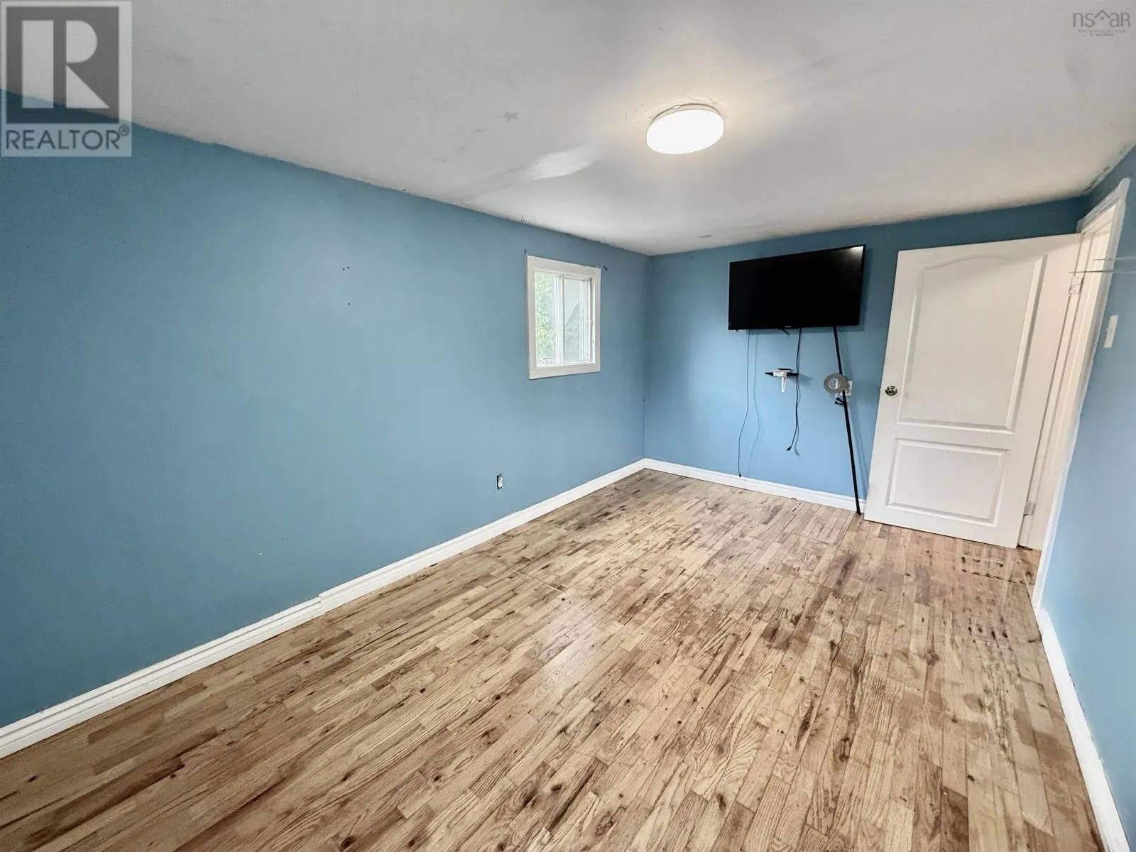 4865 Highway 2