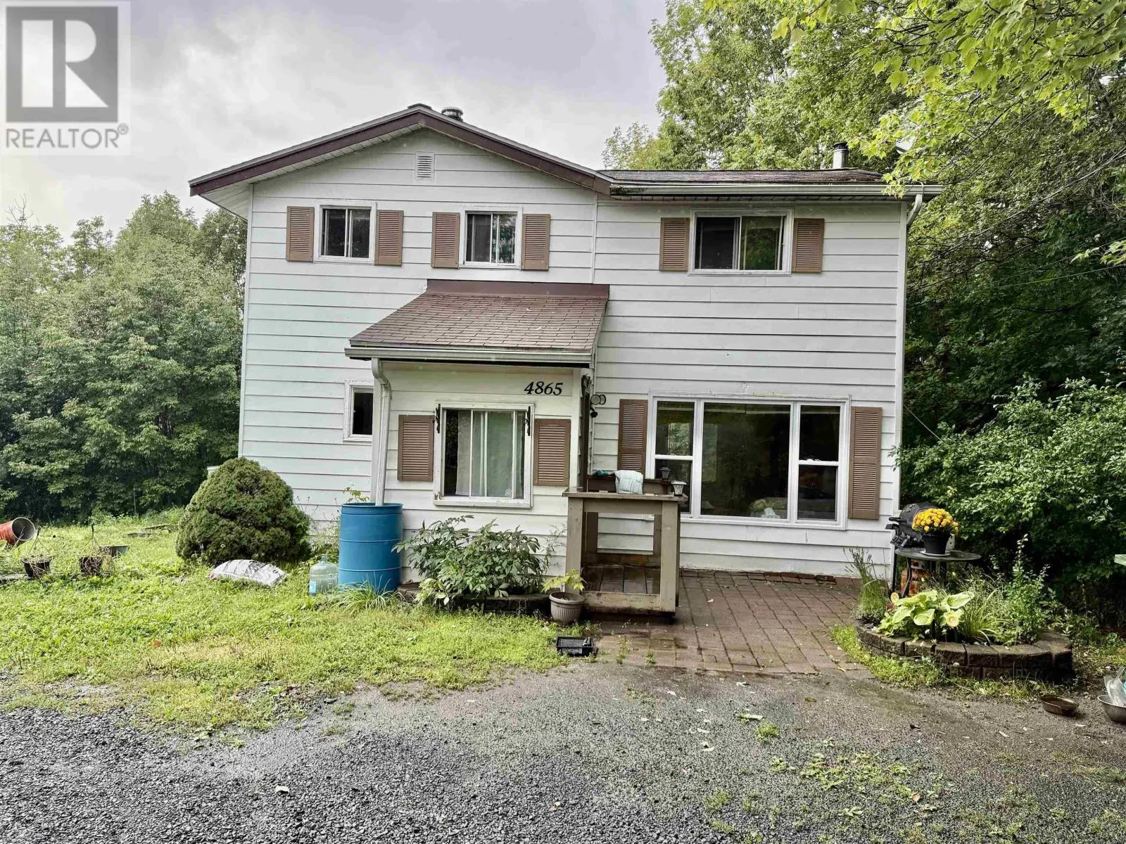 4865 Highway 2