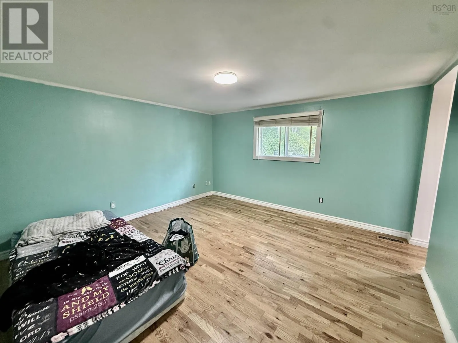 4865 Highway 2