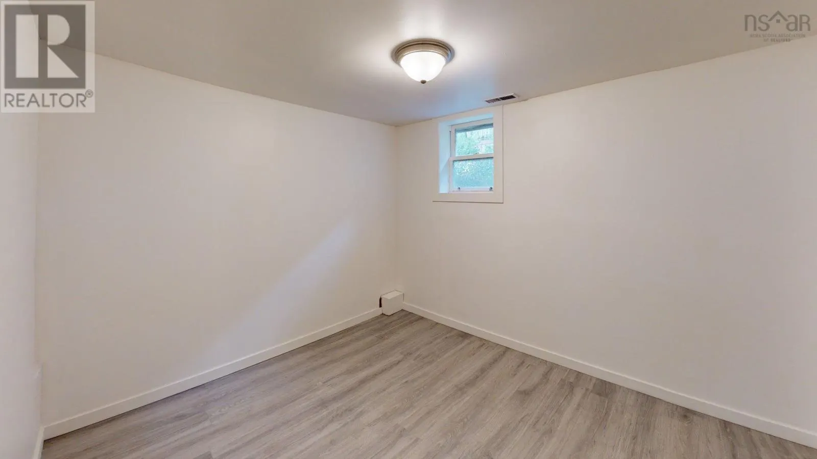 81 Coronation Drive