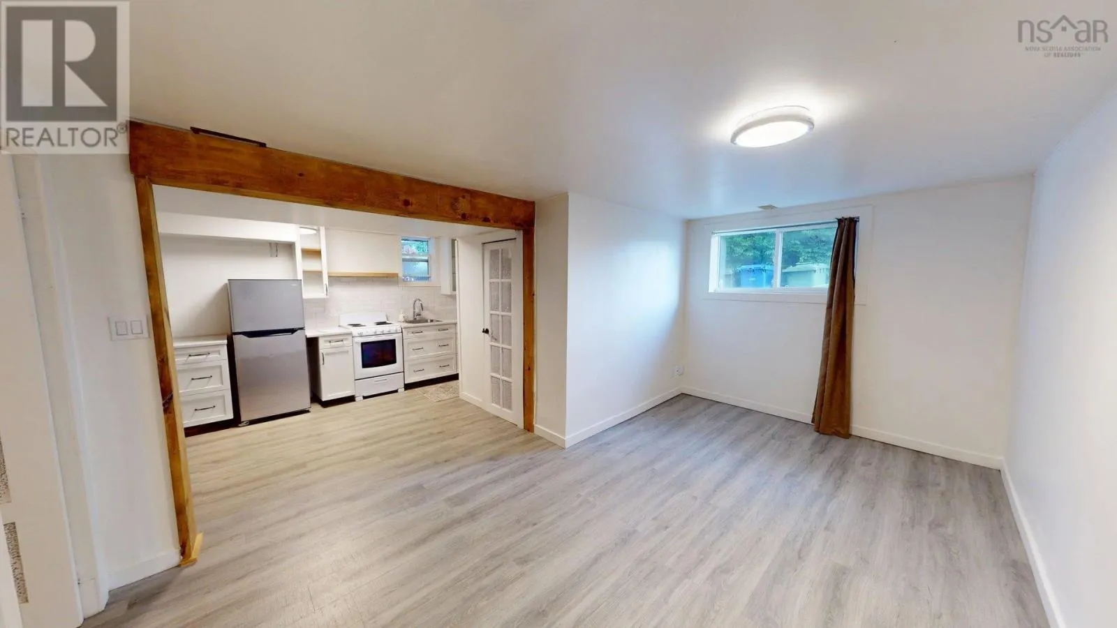 81 Coronation Drive
