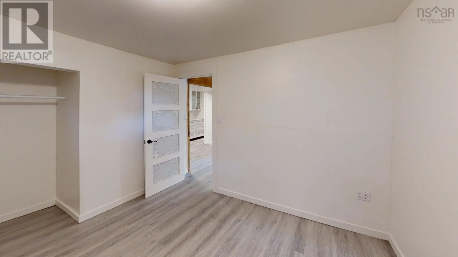 81 Coronation Drive