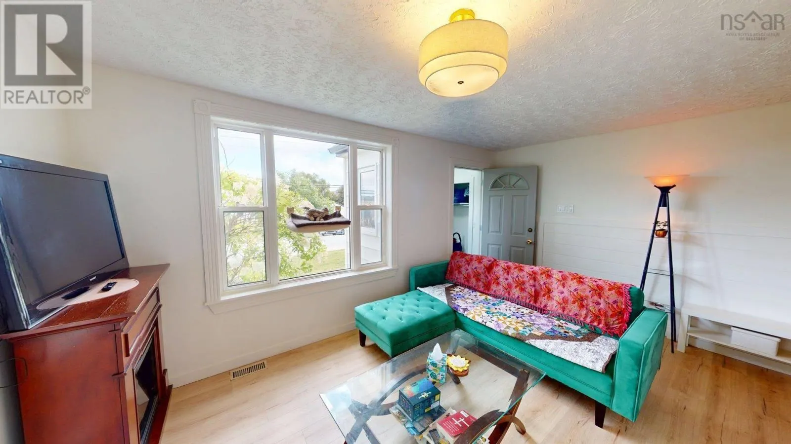 81 Coronation Drive