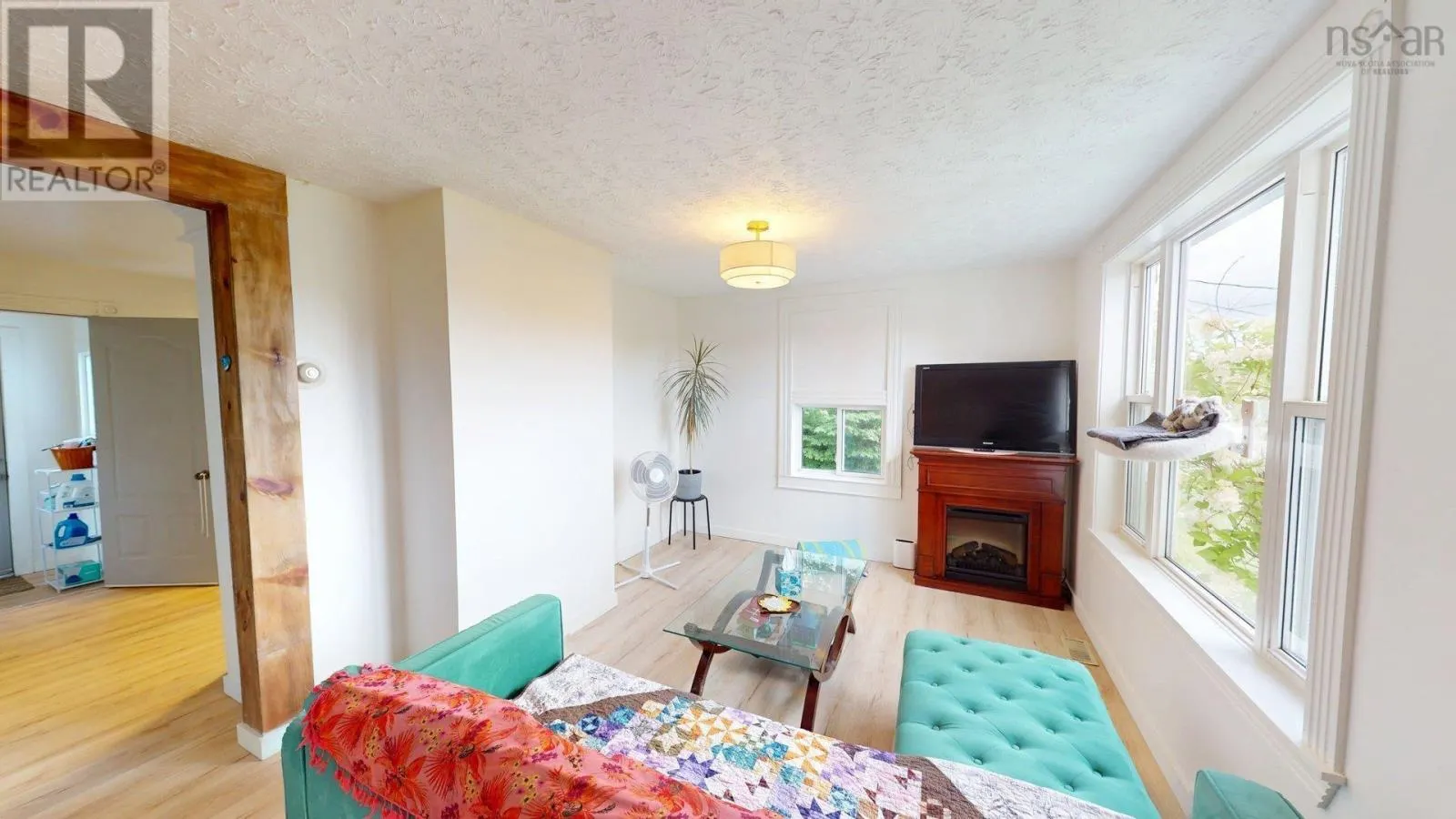 81 Coronation Drive