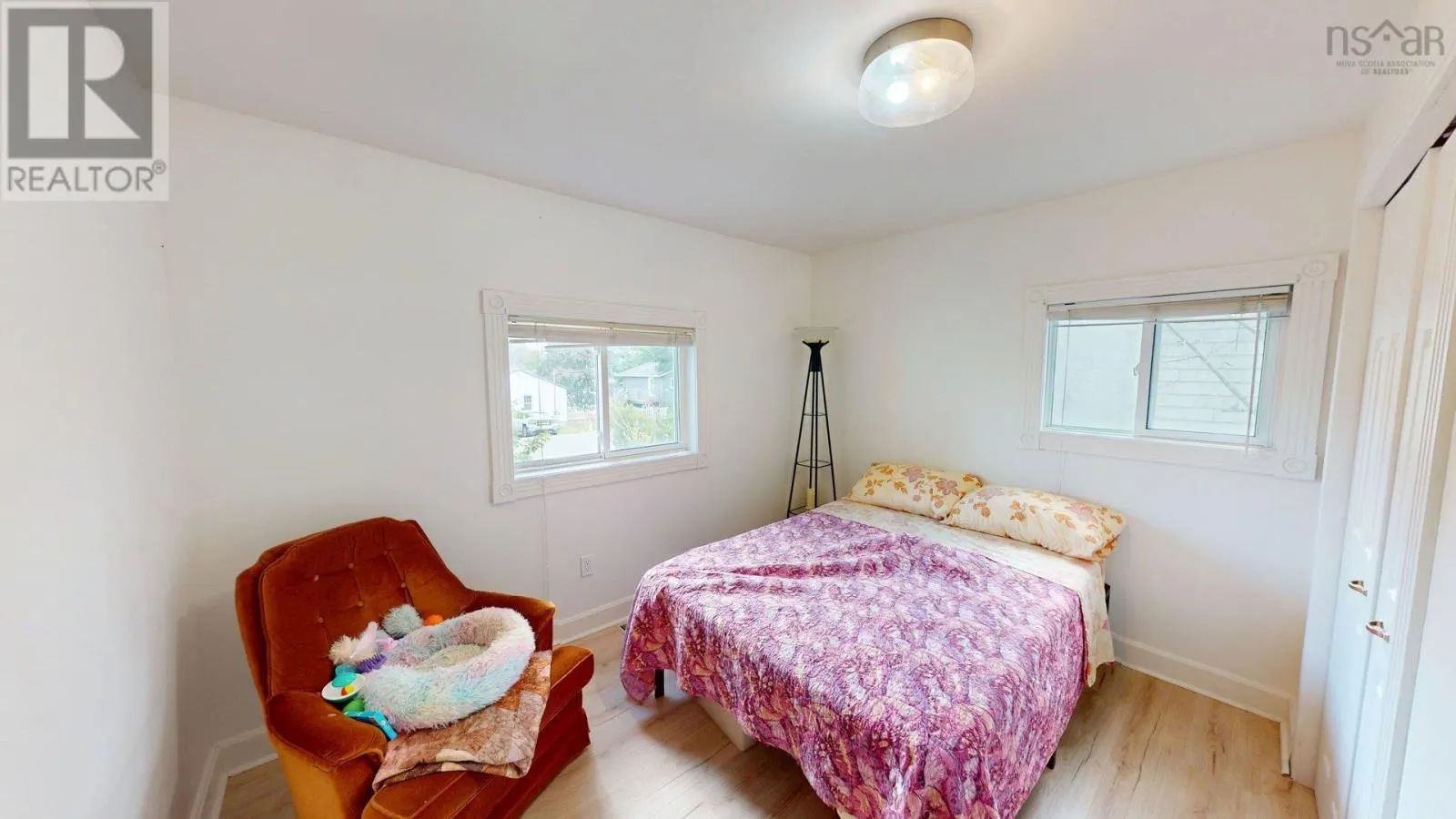 81 Coronation Drive