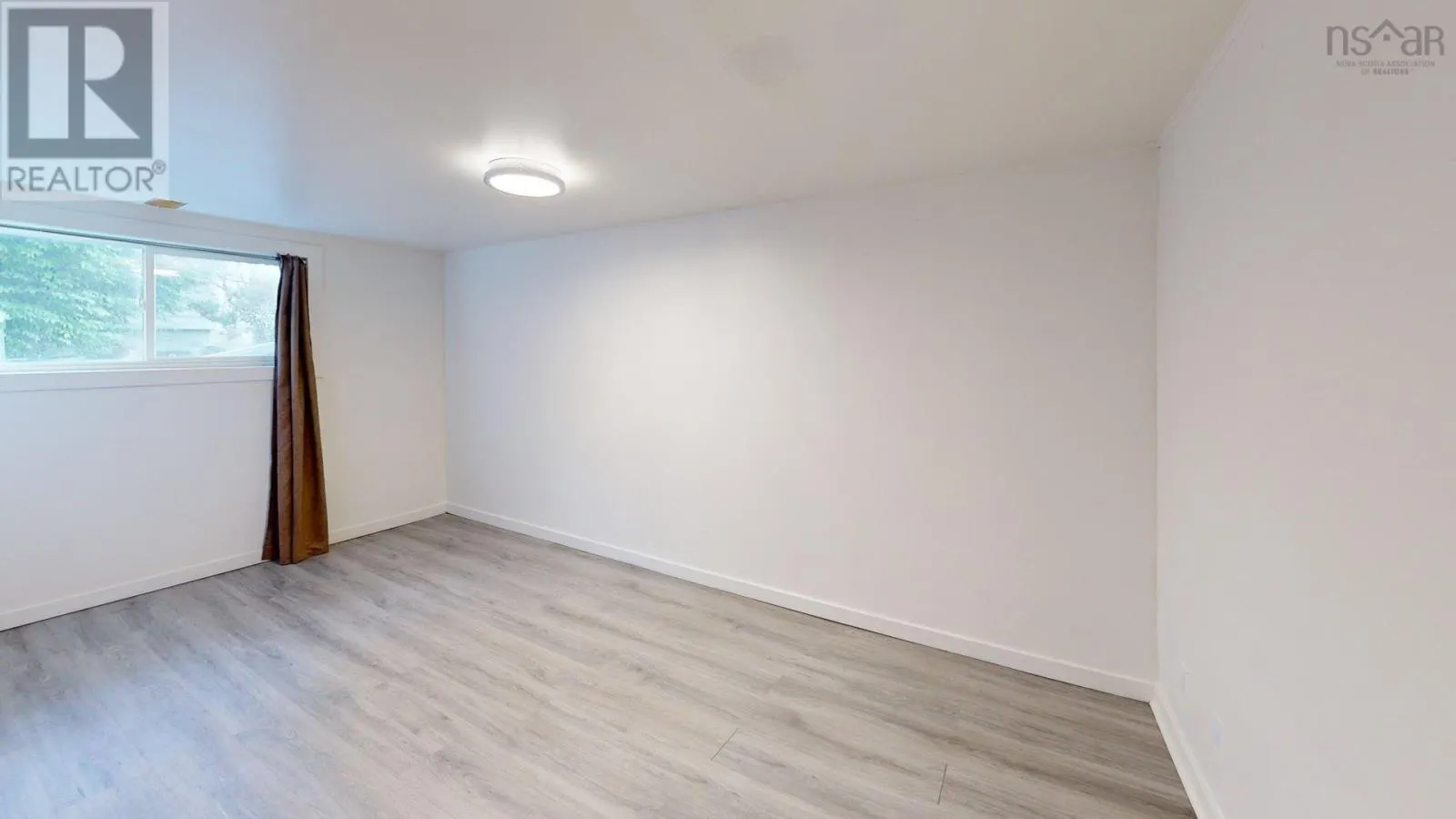 81 Coronation Drive