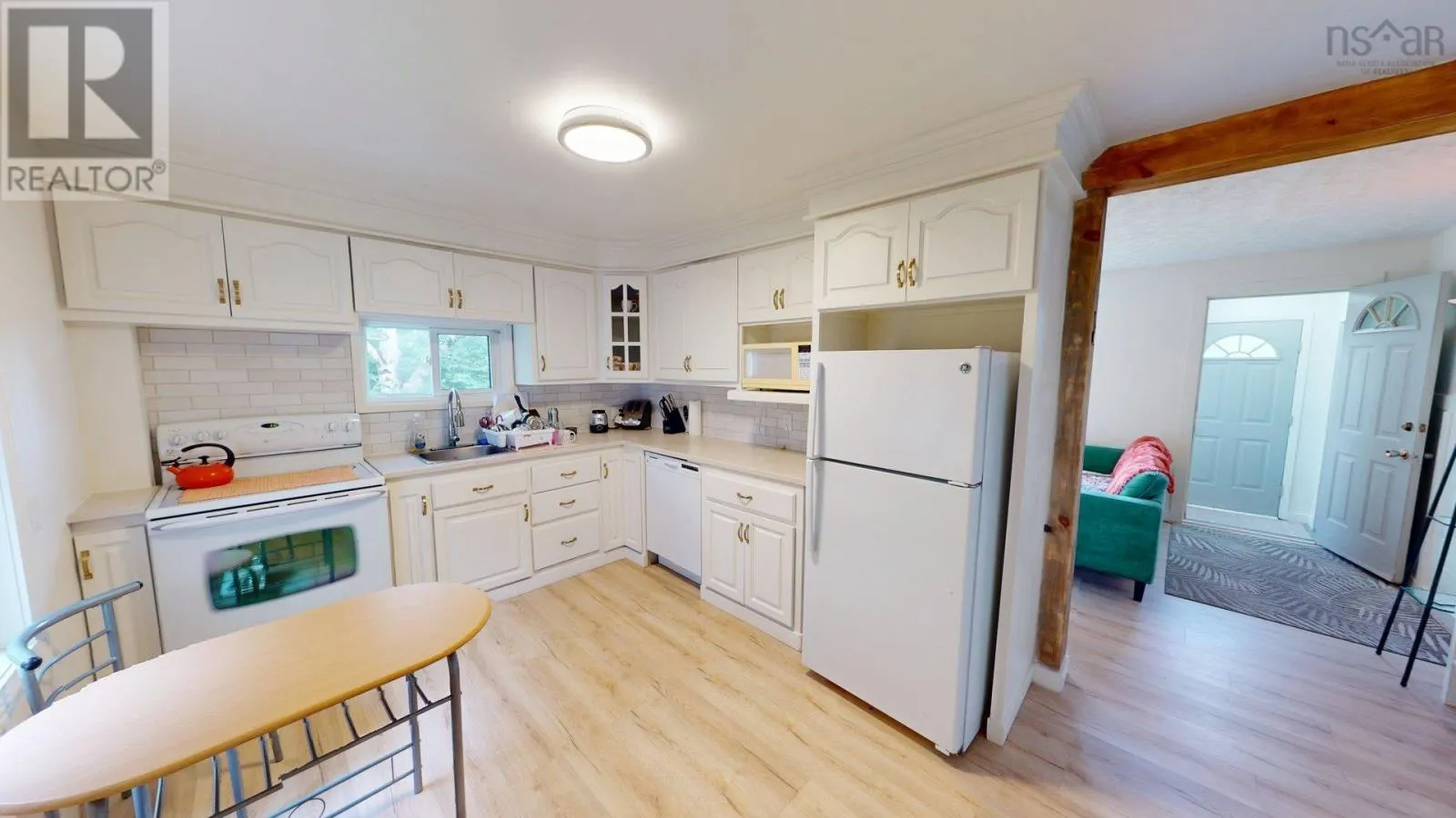 81 Coronation Drive