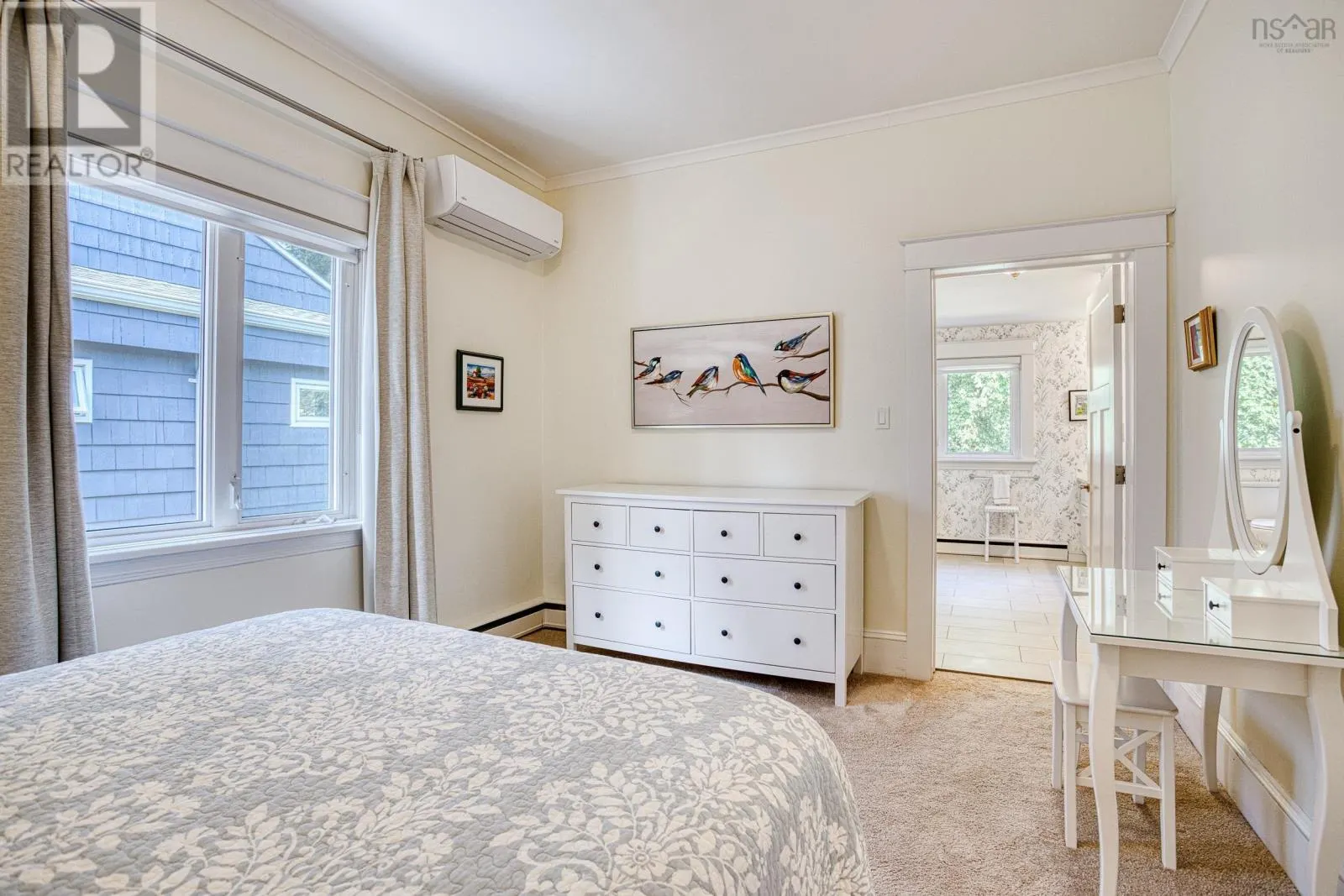 1079 Bellevue Avenue