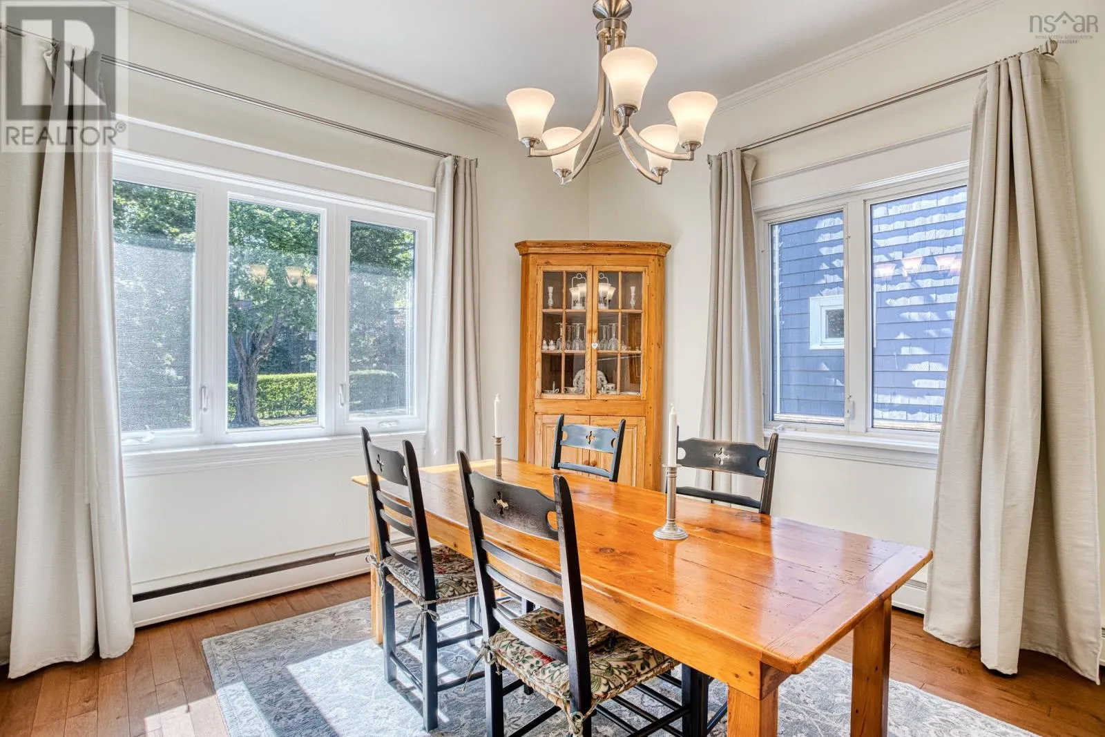1079 Bellevue Avenue