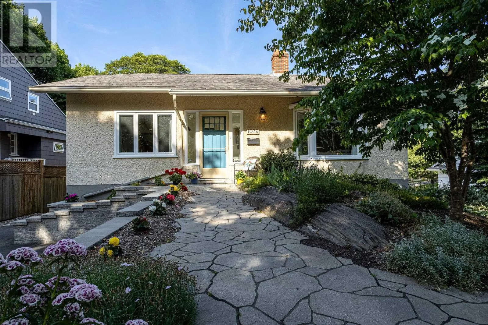 1079 Bellevue Avenue
