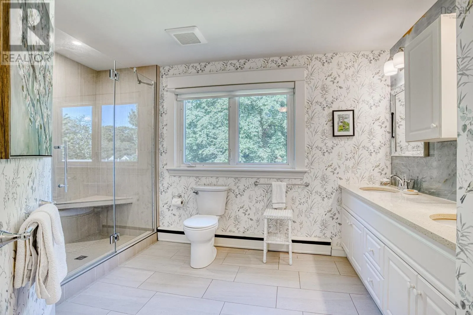 1079 Bellevue Avenue